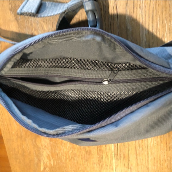 Nike belt pack NWT - Picture 3 of 5